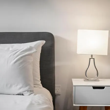 2 Bed Lux Apartments Near Central London Free Wifi By City Stay Aparts Londres Exterior foto
