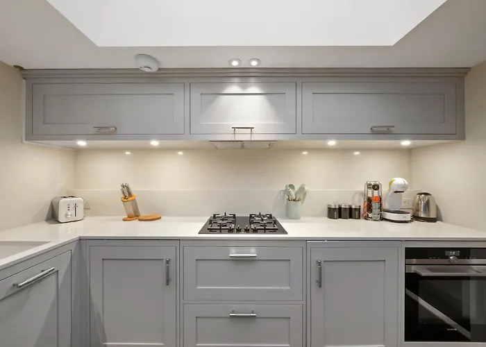 2 Bed Lux Apartments Near Central London Free Wifi By City Stay Aparts London